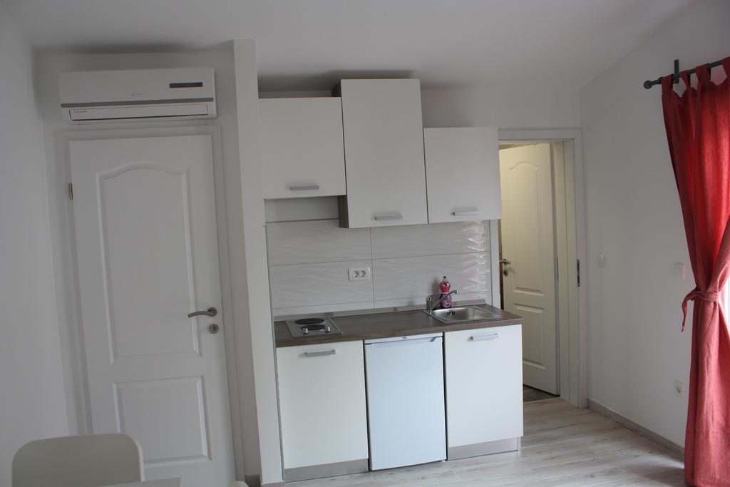 Apartment Vicko 드레베니크 외부 사진